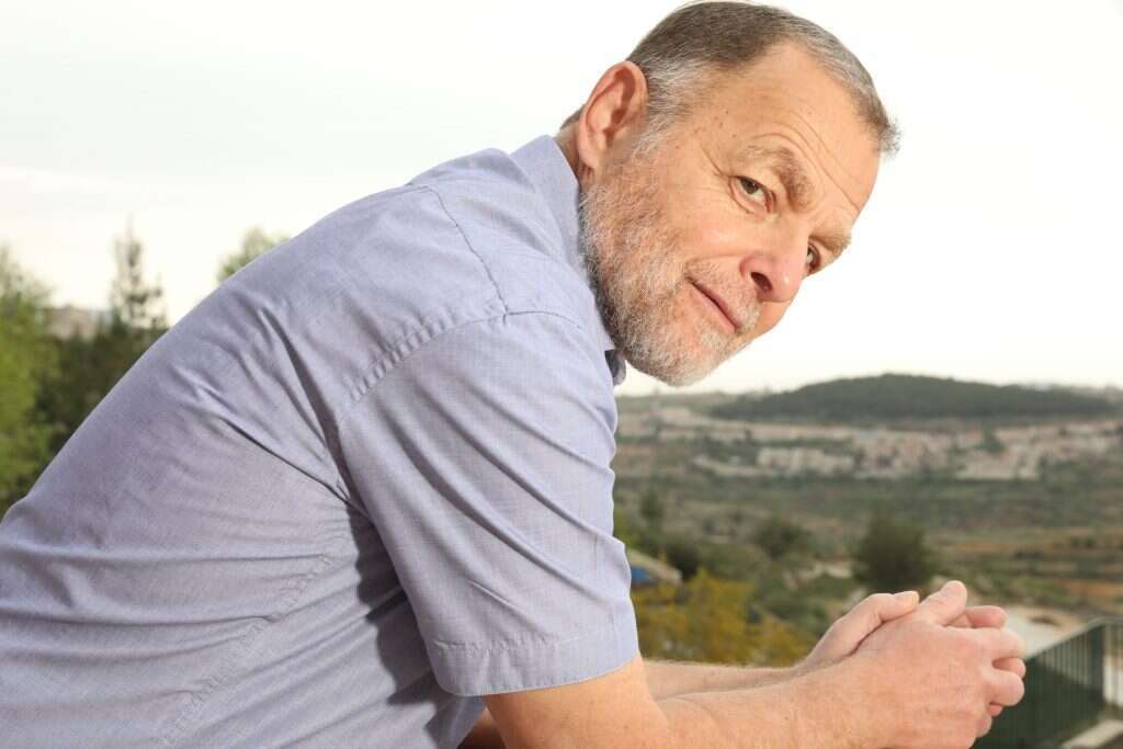 ד"ר יחזקאל ליכטנשטיין. | מרים צחי