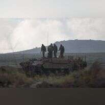 לוחמי צה"ל בגבול סוריה. | EPA