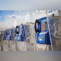 טלפונים ציבוריים של בזק. | אריק סולטן