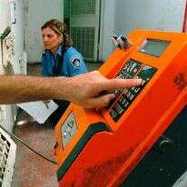 אסיר בבידוד בכלא איילון. | נתי שוחט, פלאש 90