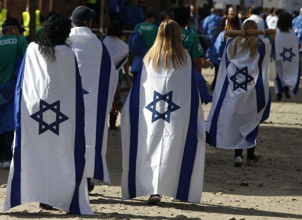 לרגל יום השואה נערך מצעד החיים השנתי באושוויץ בירקנאו. | AP