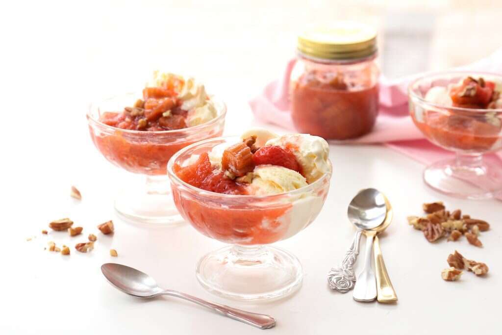 לפתן רוברב ותותים. | אפרת ליכטנשטט לפתן רוברב ותותים. | אפרת ליכטנשטט