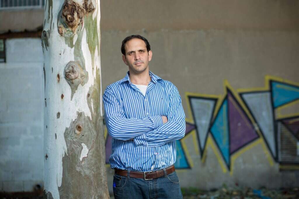 גלעד אך. | אריק סולטן