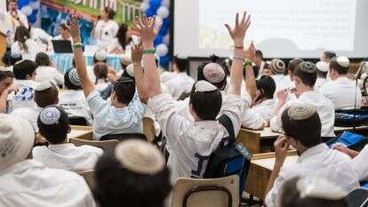 ועידת בני עקיבא. | צבי אפשטיין