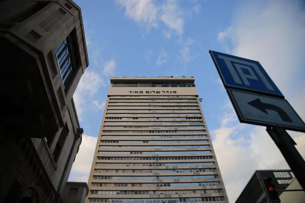 מגדל שלום -הגימנסיה העברית הרצליה. | ריקי רחמן