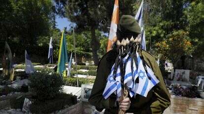 מדינת ישראל מתכוננת ליום הזיכרון לחללי מערכות ישראל ופעולות האיבה. | AFP