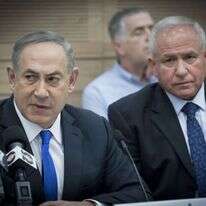 רה"מ נתניהו ושר החקלאות דיכטר. | יונתן זינדל, פלאש90