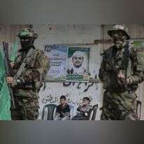 כרזה עם תמונתו של פאדי אל-בטש בג'בלייה. | EPA