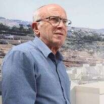 פנחס ולרשטיין. | מרים צחי