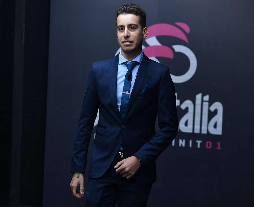 ארו לפני הג'ירו. | EPA ארו לפני הג'ירו. | EPA