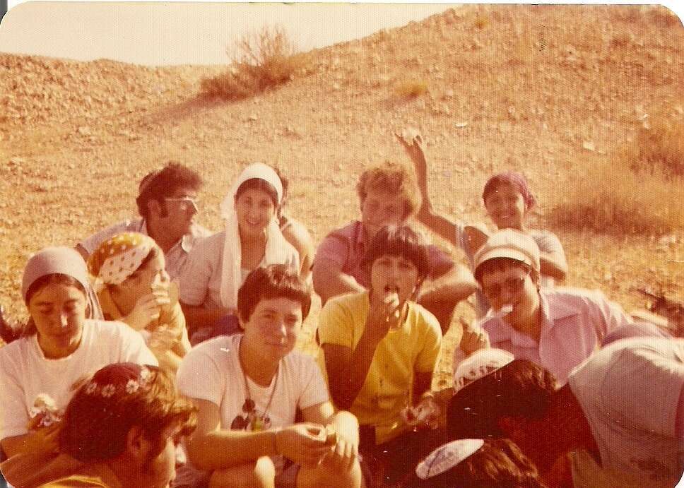 המטיילים לפני האסון בנחל דרגה