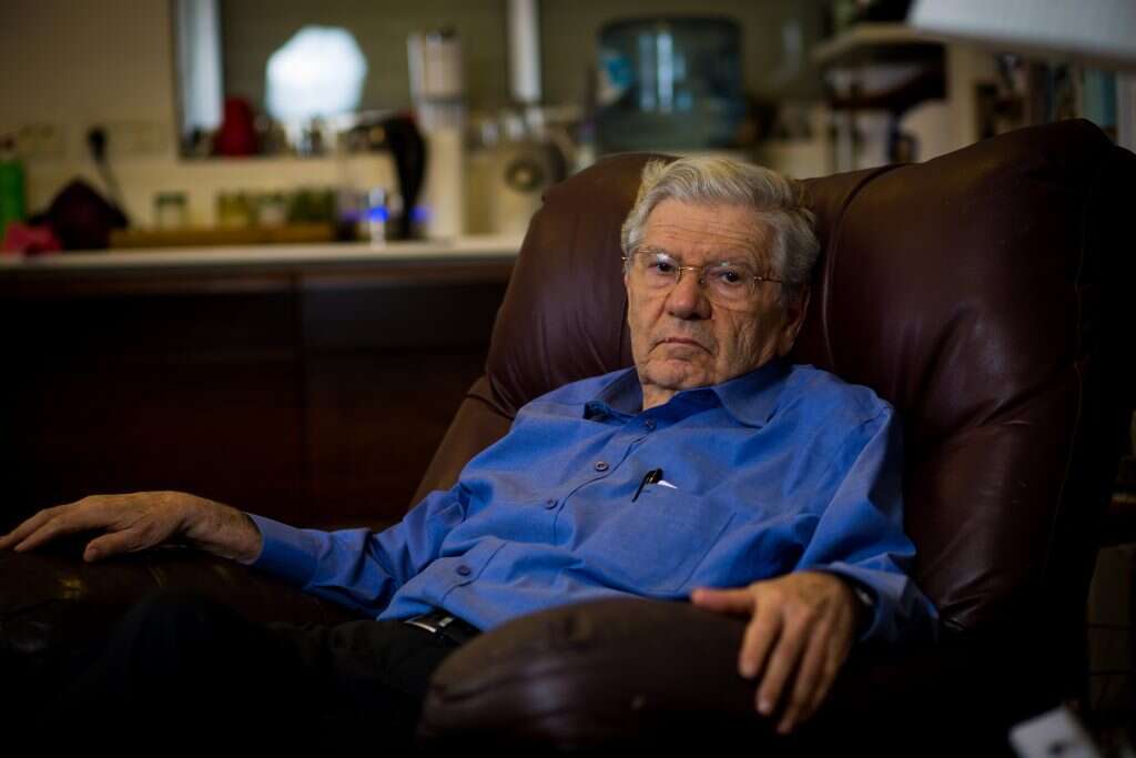 נשיא העליון לשעבר, השופט בדימוס אהרן ברק. | אריק סולטן