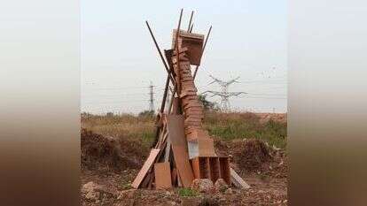 "מדורות", סדרת צילומים, סיגלית פריד, 2016 . גלריית "פרדס",  בית הספר הגבוה לאמנות