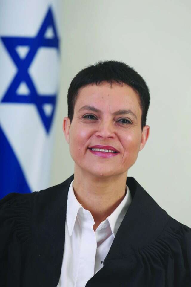חיה זנדברג. | אתר בתי המשפט