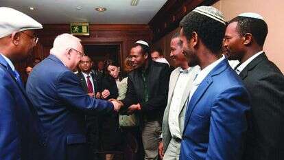 הנשיא ריבלין בביקורו באתיופיה עם "קהילת הנותרים". | מארק ניימן, לע"מ הנשיא ריבלין בביקורו באתיופיה עם "קהילת הנותרים". | מארק ניימן, לע"מ