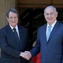 נתניהו ונשיא קפריסין ניקוס אנסטסיאדס. | EPA