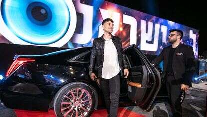 מיכה לובטון מיכה לובטון