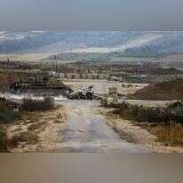 מתפרעים וכוחות צה"ל בגבול רצועת עזה. | AFP מתפרעים וכוחות צה"ל בגבול רצועת עזה. | AFP