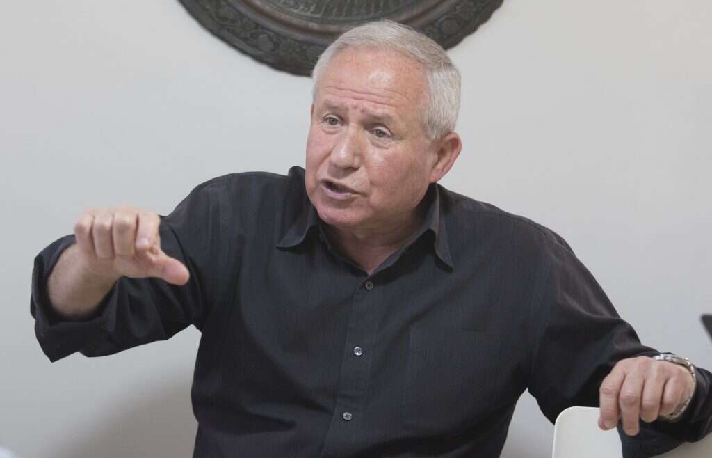 אבי דיכטר. | יוסי אלוני