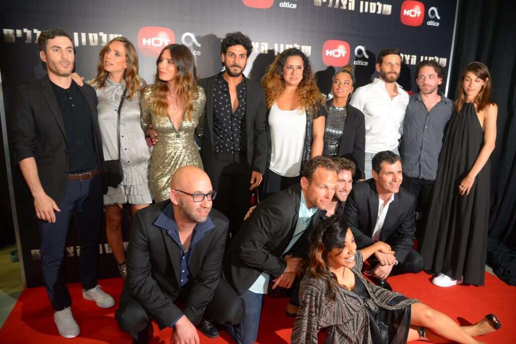 בהקרנת הבכורה של הסדרה 'שלטון הצללים' בהקרנת הבכורה של הסדרה 'שלטון הצללים'