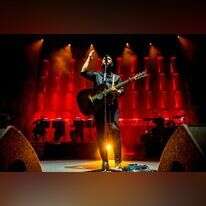 ישי ריבו בהופעה. | ליאור כתר