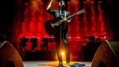 ישי ריבו בהופעה. | ליאור כתר