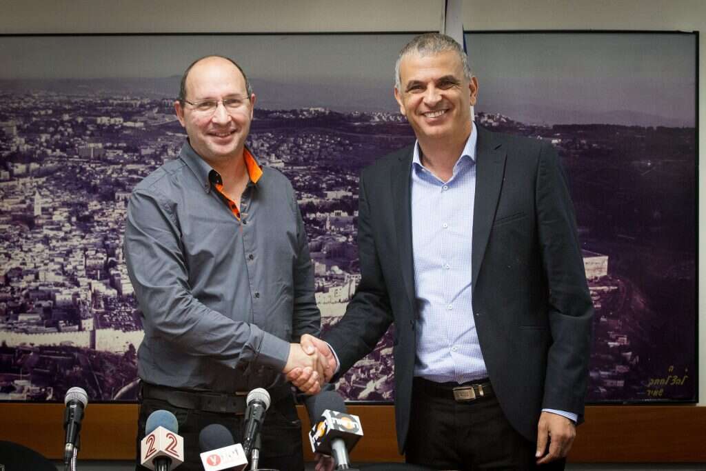 משה כחלון ואבי ניסנקורן. | פלאש 90