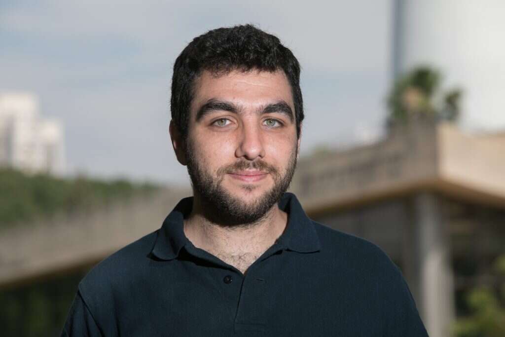 ינון בר און. | יוסי אלוני