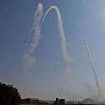 כיפת ברזל מיירטת רקטה. | AFP