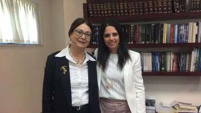 שרת המשפטים איילת שקד ונשיאת העליון אסתר חיות. | דוברות שרת המשפטים שרת המשפטים איילת שקד ונשיאת העליון אסתר חיות. | דוברות שרת המשפטים