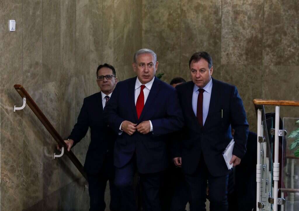 ראש הממשלה בנימין נתניהו לפני ישיבת הממשלה. | AFP