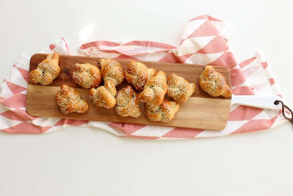 לחמניות רוזמרין וזיתים. | אפרת ליכטנשטט