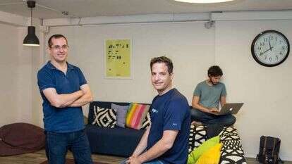 אלכס רב אחא וטל דגן. | אבישג שאר-ישוב