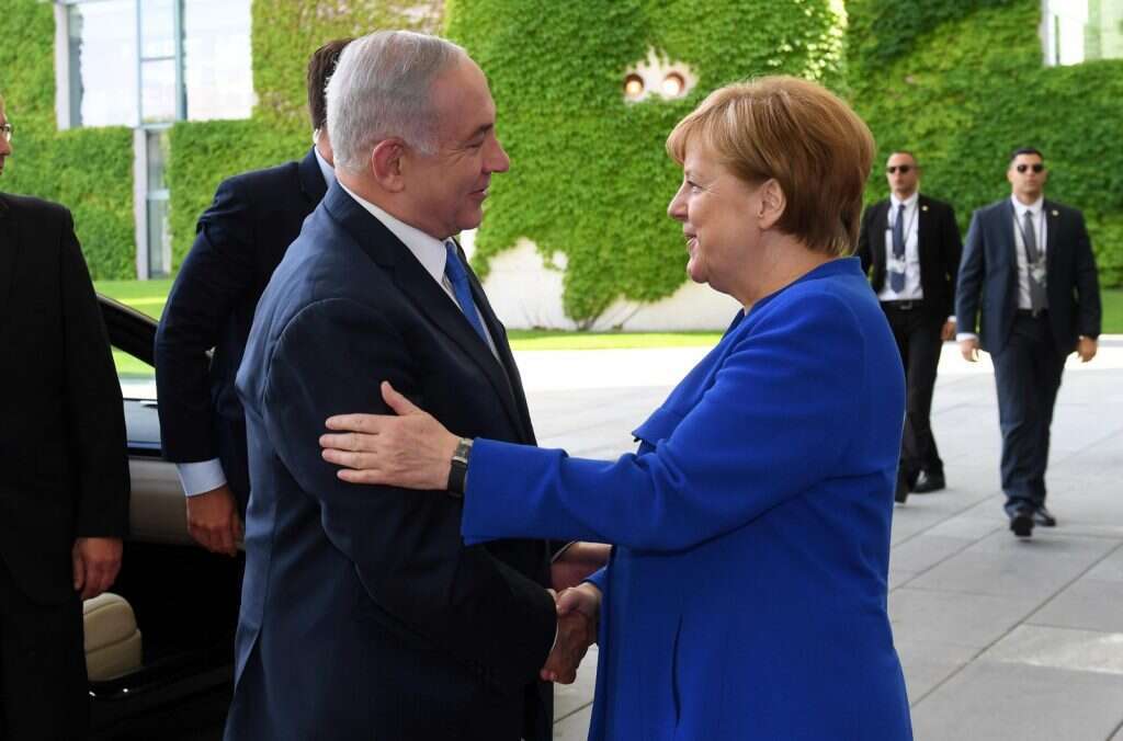 ראש ממשלת ישראל בנימין נתניהו וקנצלרית גרמניה אנגלה מרקל בברלין. | חיים צח לע"מ ראש ממשלת ישראל בנימין נתניהו וקנצלרית גרמניה אנגלה מרקל בברלין. | חיים צח לע"מ