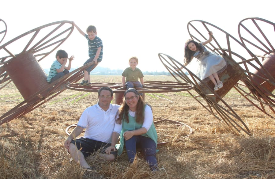 מירית וולך ומשפחתה. | לירון יונגרמן