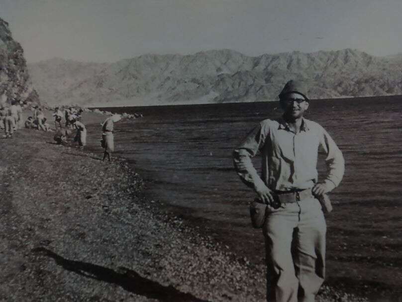 חבר גחל"ת הרב צפניה דרורי. | מהאלבום הפרטי