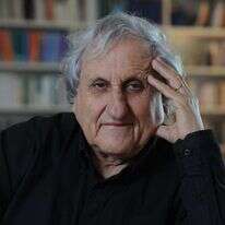 א.ב יהושע. | ראובן קסטרו