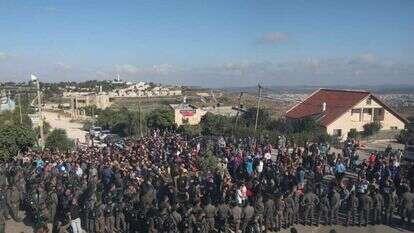 הריסת הבתים בנתיב האבות. | מרים צחי