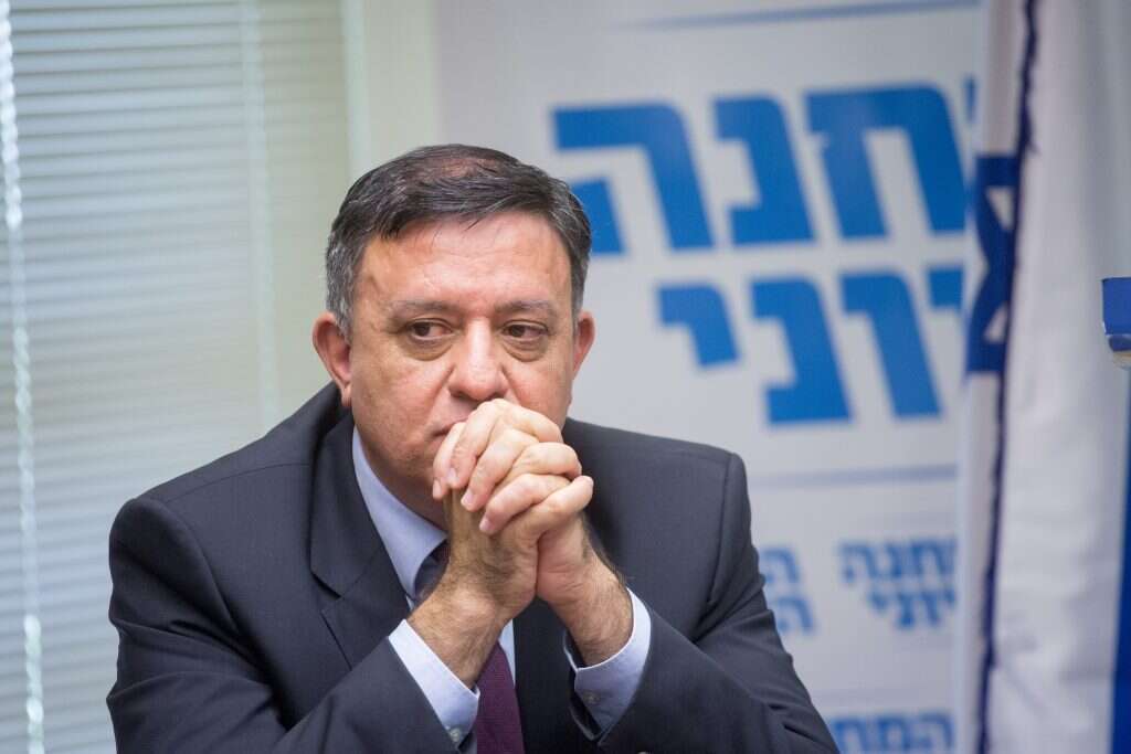 גבאי. | מרים אלסטר, פלאש 90