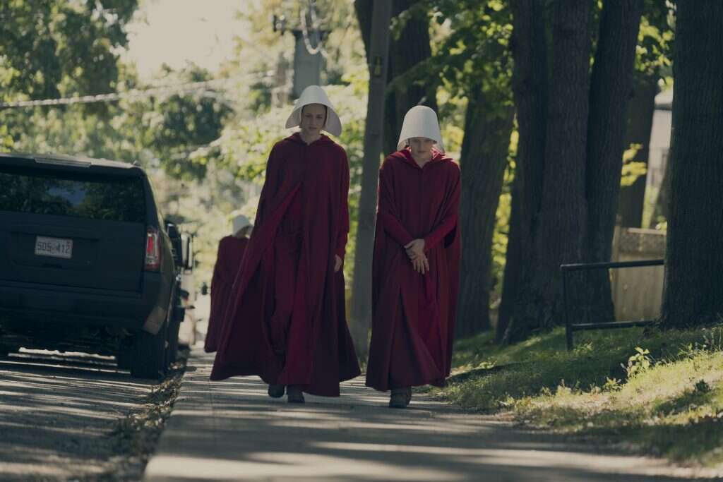 "כל התחזיות הקודרות מתממשות". מתוך הסדרה "סיפורה של שפחה". | באדיבות SEY