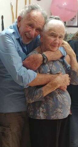 פנחס אמתי ואשתו יפה