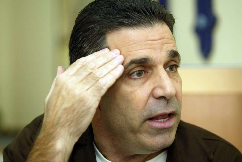 גונן שגב בכלא צלמון. | ג'יני - אנצ'ו גוש