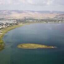 האי בכינרת בשנות הבצורת הקודמת, 2018 | אביר סולטן, EPA האי בכינרת בשנות הבצורת הקודמת, 2018 | אביר סולטן, EPA