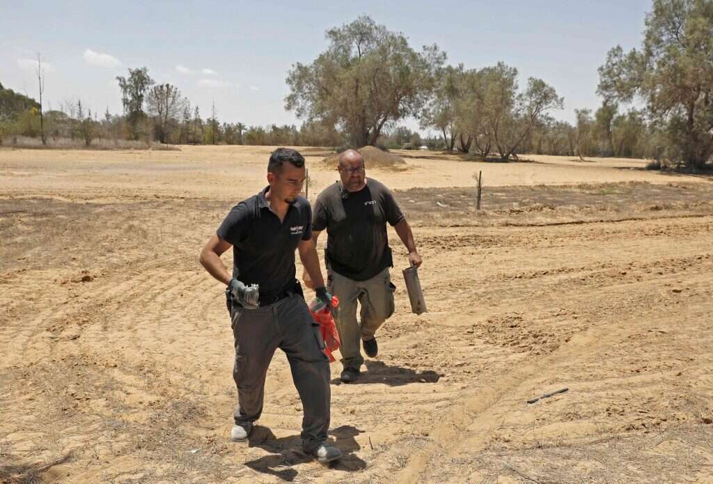 שרידי רקטות שאותרו בדרום. | AFP