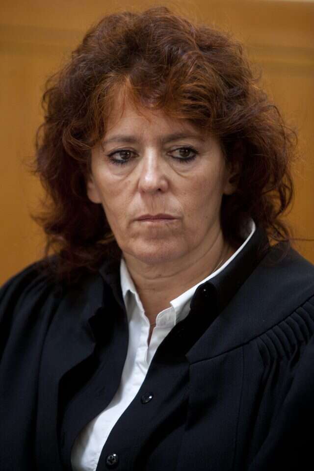 אסנת מנדל. | דודי ועקנין