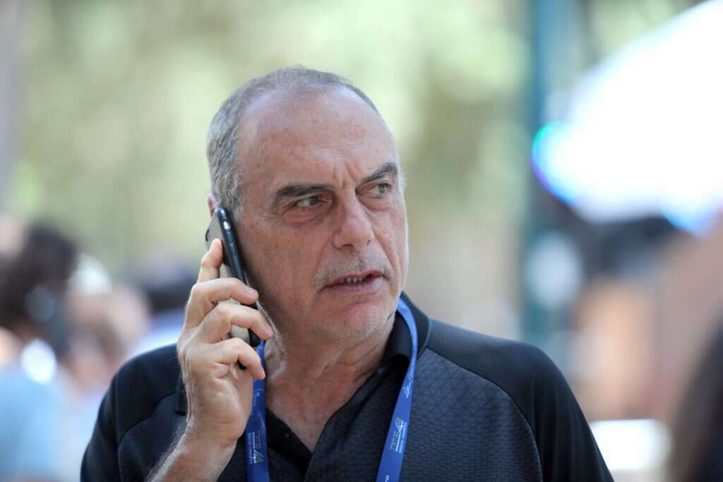 אברם גרנט. | גדעון מרקוביץ