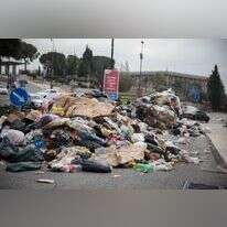 זבל בירושלים. | הדס פרוש, פלאש 90