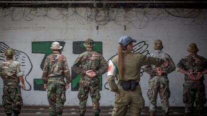 חיילים בכלא 4 בצריפין. | מרים אלסטר, פלאש 90