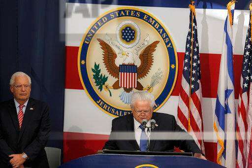 הכומר ג'ון הייגי בטקס העברת השגרירות האמריקנית לירושלים. | AP