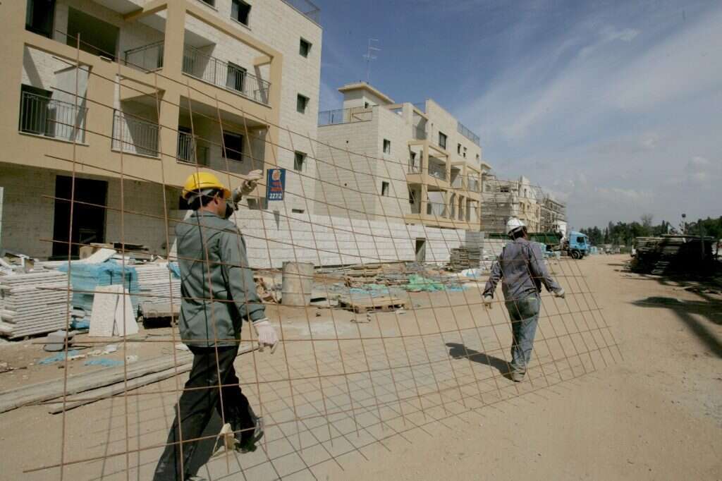 עובדים זרים בענף הבנייה. | מרים צחי עובדים זרים בענף הבנייה. | מרים צחי